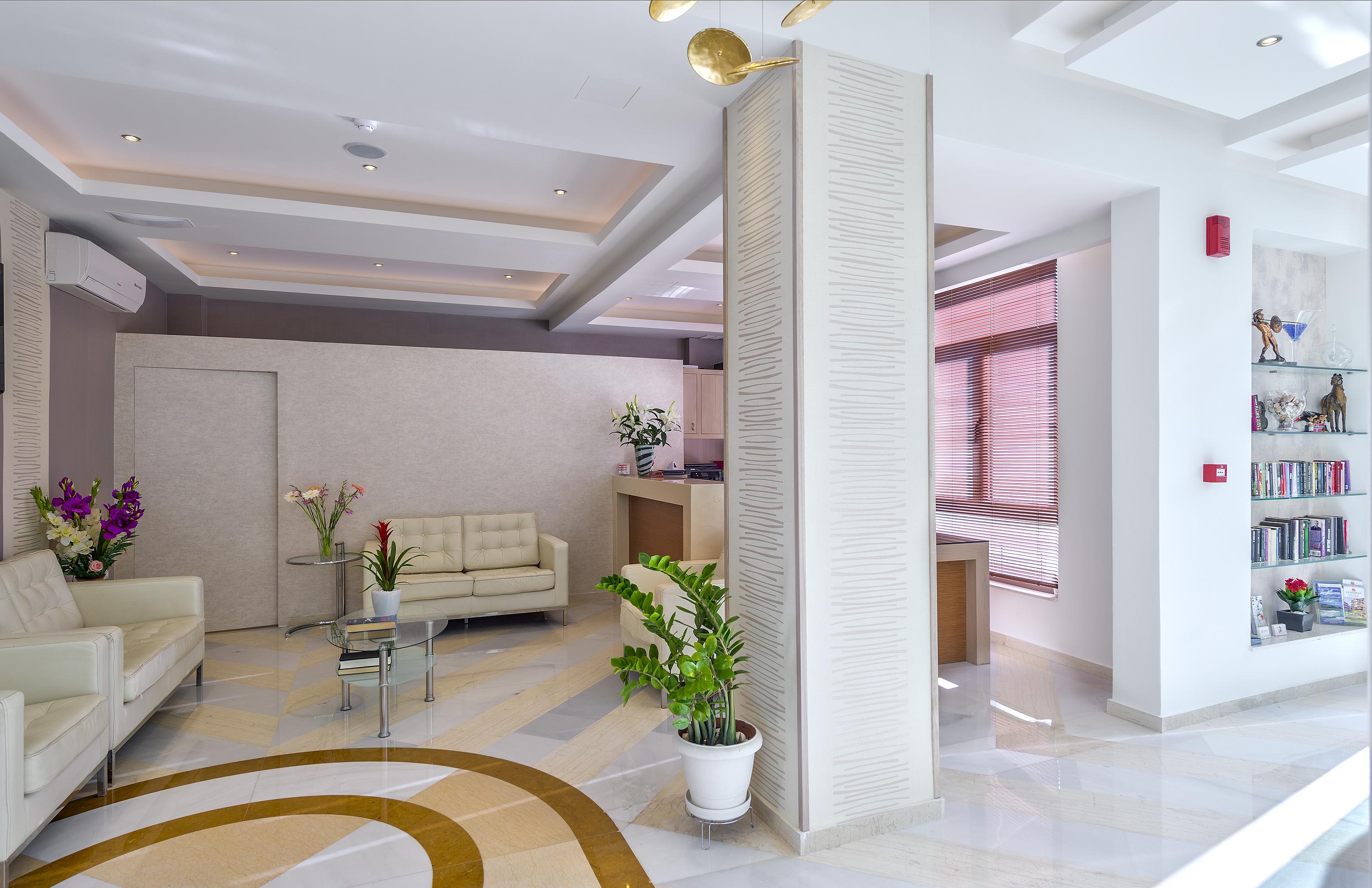 Leonidas Hotel & Apartments Rethymno  ภายนอก รูปภาพ
