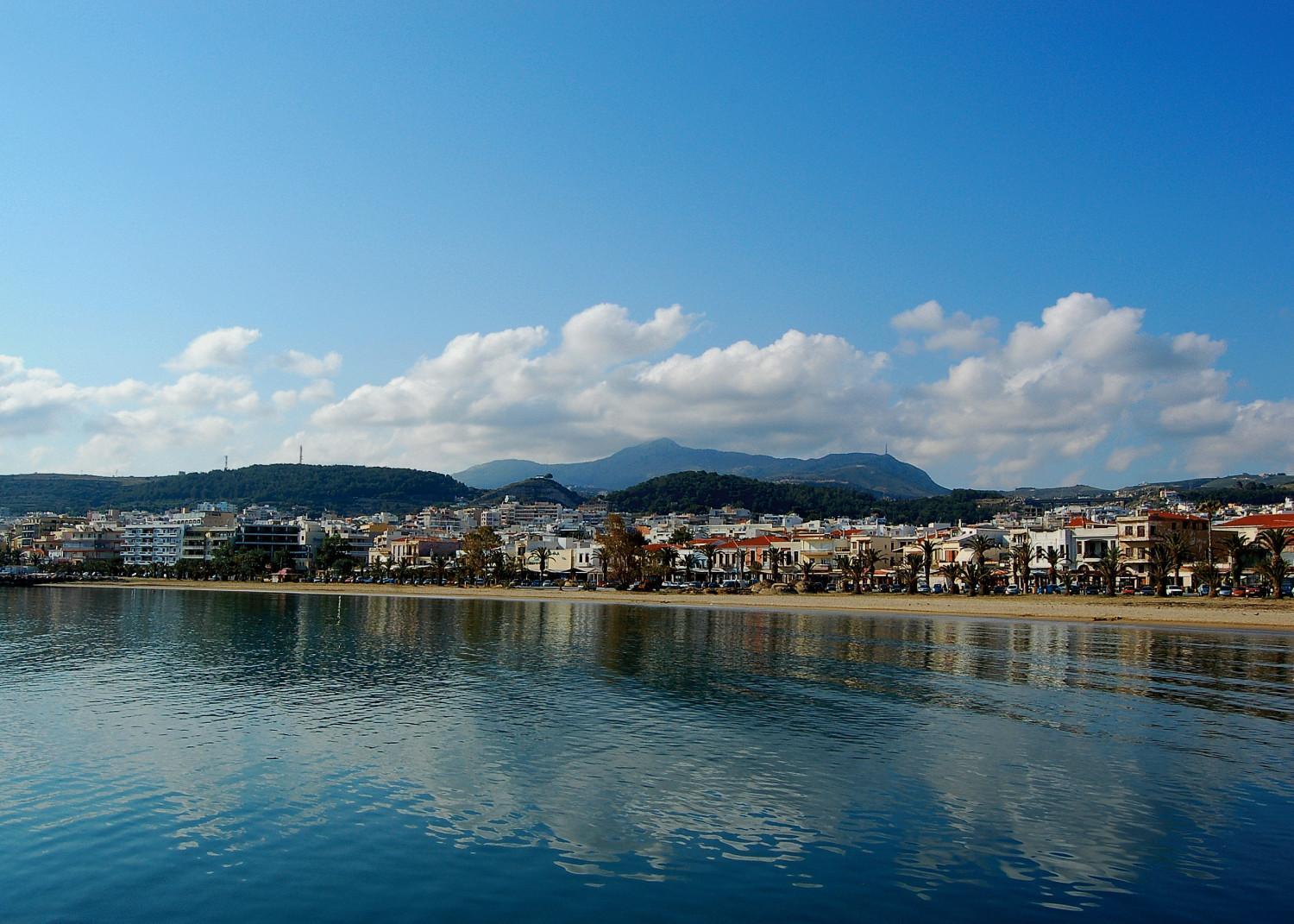 Leonidas Hotel & Apartments Rethymno  ภายนอก รูปภาพ